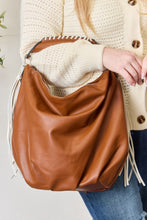 Load image into Gallery viewer, Fringe Detail Contrast Handbag
